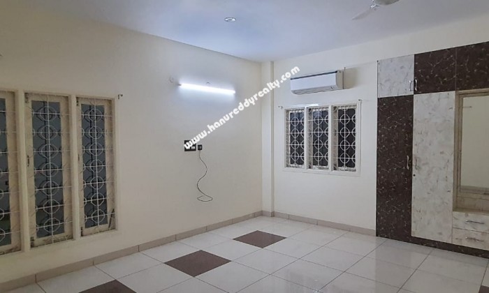 3 BHK Duplex Flat for Rent in Mahalingapuram
